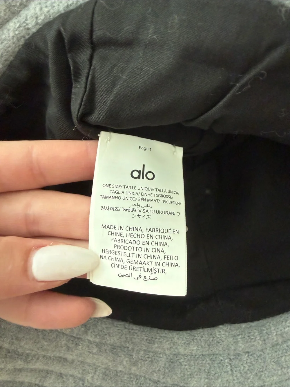 ALO Yoga minimal bucket